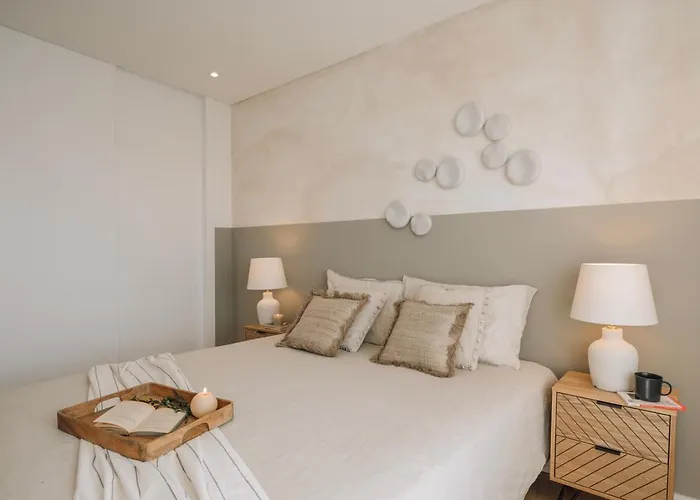 Montalto - 1 Bedroom And Parking In Alvalade Lisboa