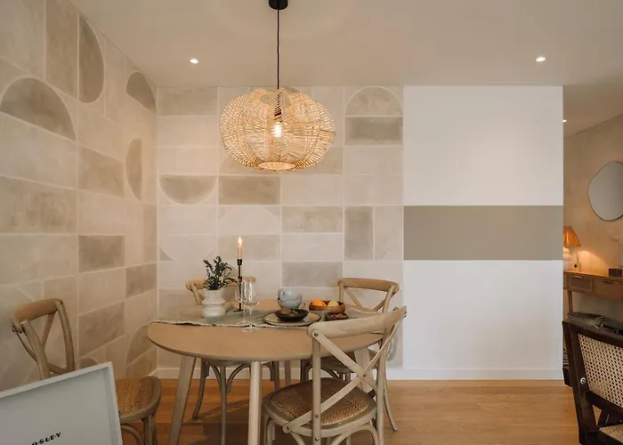 Montalto - 1 Bedroom And Parking In Alvalade *