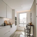 Montalto - 1 Bedroom And Parking In Alvalade * Lisboa