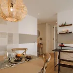 Montalto - 1 Bedroom And Parking In Alvalade Appartement Lisboa